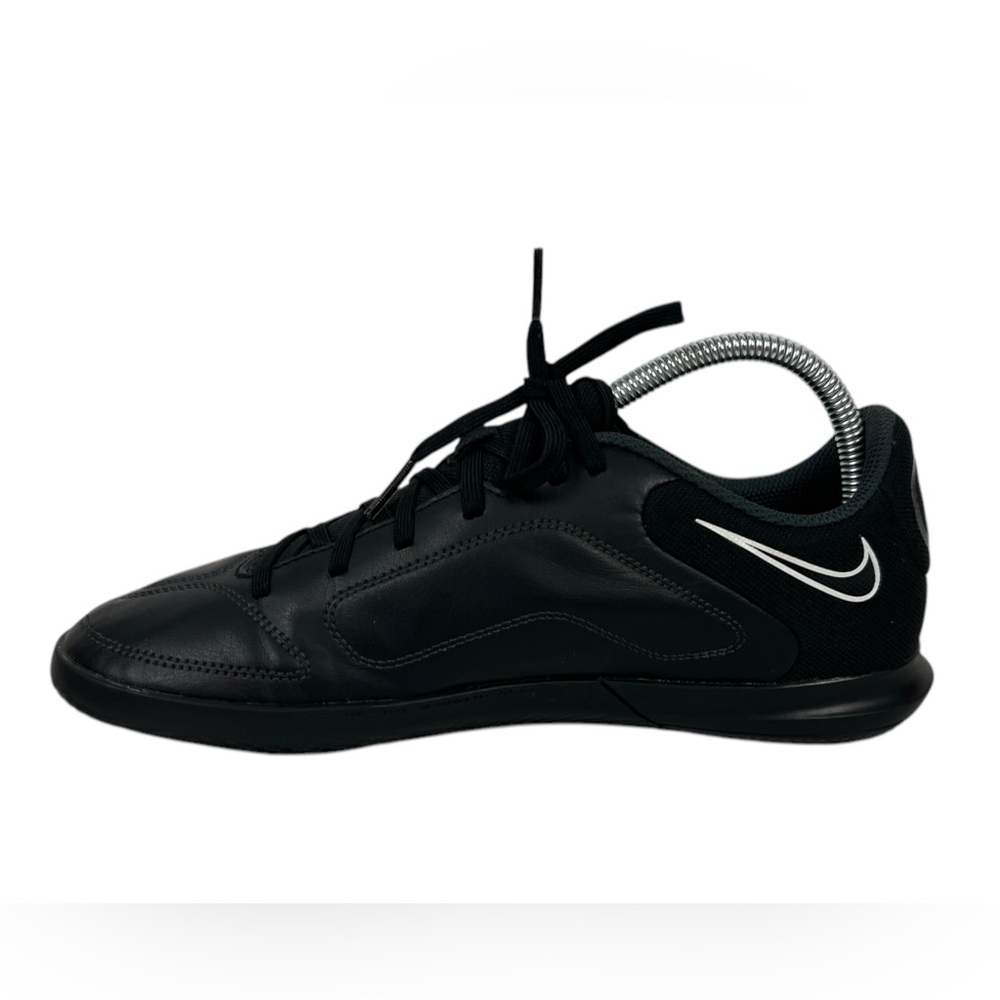 Nike Legend 9 Club IC Mens Size US 7 Indoor Soccer Black Futbol DA1189 001 - Picture 2 of 10